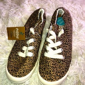 Women sneakers leopard print